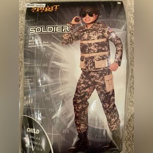 Spirit of Halloween Soldier Costume.  Size Child Large 12-14.